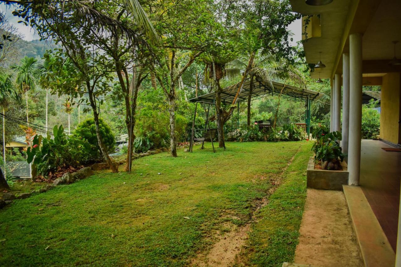 Blue Magpie Lodge Sinharaja Kudawe Esterno foto